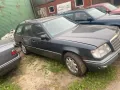 Mercedes-Benz 4  Mercedes Oldtimer , aus dem scheune Fun...