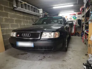 Audi audi S4 C4 2.2