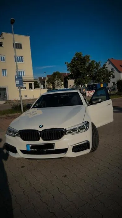 BMW bmw M550d x Drive A- G30 /HU 2028/PS 400