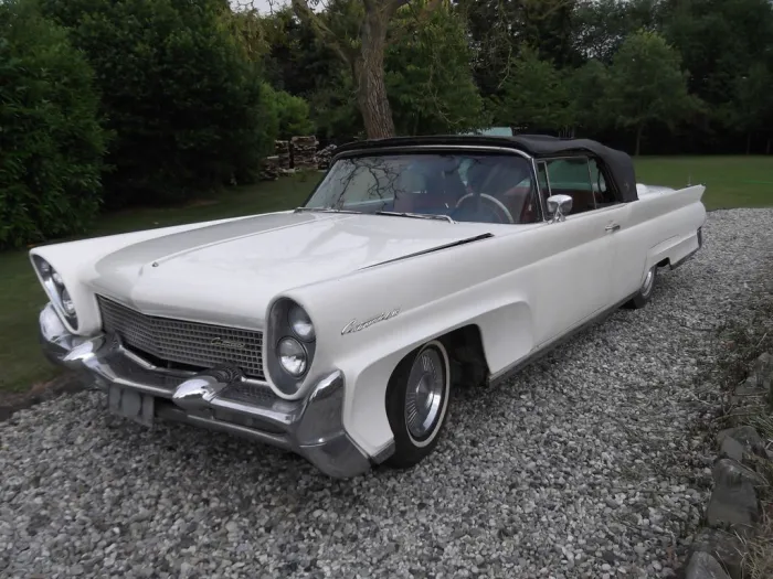 Lincoln Continental convertible for restoration