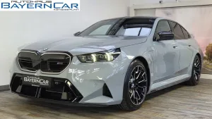 BMW M5 0,5% AHK Sitzlüft.B&W MultiSeats CarbonExt.