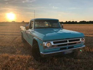 Other DODGE D200. BJ 1970. Camper Special