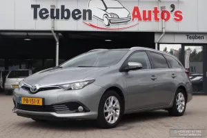 Toyota Auris Touring Sports 1.2T Trend - panorama dach