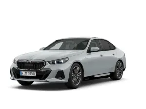 BMW 550e xDrive M Sportpaket Panorama Komfortzugang