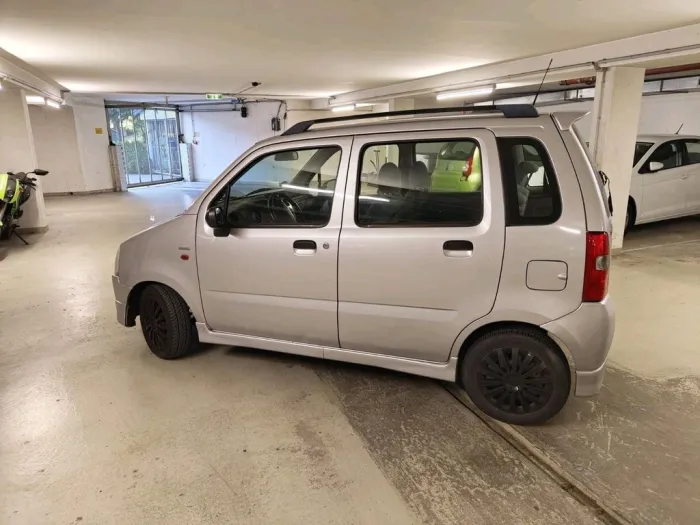 Suzuki Wagon R+