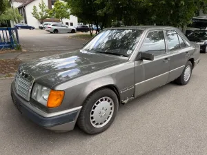 Mercedes-Benz E 230 Limousine Automatik Getriebe