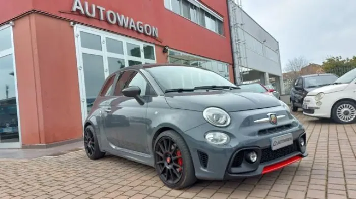 Abarth ABARTH 695 1.4 Turbo T-Jet XSR Yamaha Limited Ed