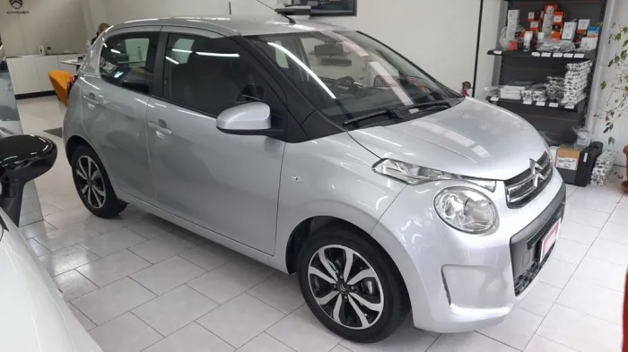 Citroën Citroen C1 VTi 72 S&S 5 porte Shine A 162€ AL ME