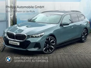 BMW 550e xDrive Ad-Fahrw-Pro Autobahnas PANO AHK B&W