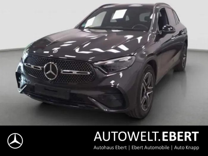 Mercedes-Benz GLC450d AMG Prem+ DISTRO Pano AHK Memo HUD KeyGo