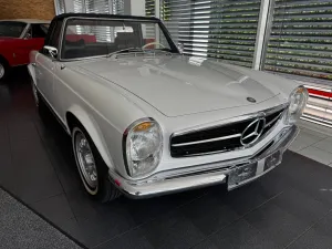 Mercedes-Benz SL 230 PAGODE