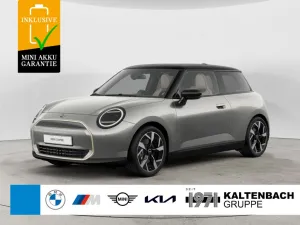 MINI Cooper E Favoured Trim PANO HUD LED NAVI SHZ PDC