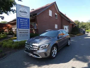 Mercedes-Benz GLA 180 7G-DCT ''URBAN'' AHK  360°RFK LED PDC AL