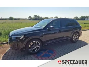 Audi Q7 TFSIe quattro S Line 7-Sitze AHK Pano Matrix