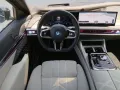 BMW i7 xDrive60 Limousine Executive Lounge Massag B&