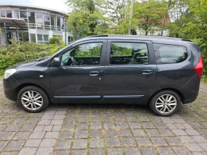Dacia Lodgy 1.5 dCi Diesel 80kw - 7-Sitze - AHK 