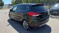 Kia Carens 1.7CRDi Autom/Navi+Camera/Panorama/7P/AHK