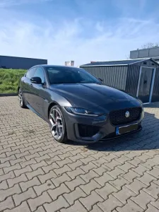 Jaguar XE P300-GARANTIE 12/2028-8-FACH BEREIFT