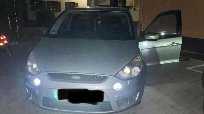 Ford S -max