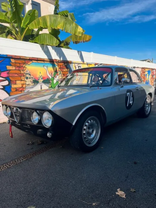 Alfa Romeo GTV COUPE BERTONE 2000