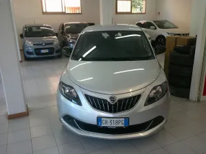 Lancia Ypsilon 1.0 FireFly 5 porte S&S Hybrid Ec