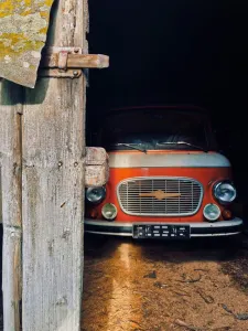 Barkas B1000