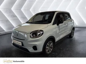 Leapmotor T03 ''Design'' Rückfahrkamera Panoramadach Parks