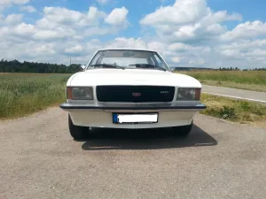 Opel Commodore B Berlina 