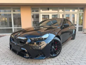 BMW M5 Limousine Basis