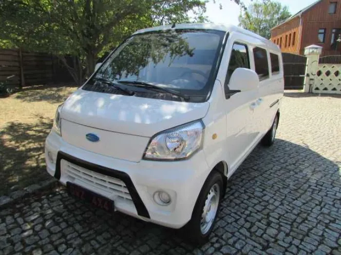 DFSK Centro LOGI Star 200