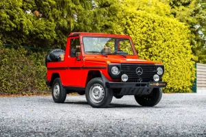 Mercedes-Benz G 230