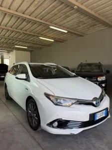 Toyota Auris Touring Sports 1.8 Hybrid Lounge
