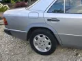 Mercedes-Benz E 230
