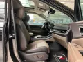 Kia Carnival 2,2 CRDi 9xSitzer/PANO/LEDER/VOLL-VOLL
