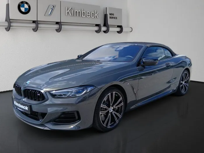 BMW M850i xDrive Cabrio M Performance Allradlenk B&W