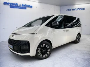 Hyundai STARIA Signature Hybrid 2WD