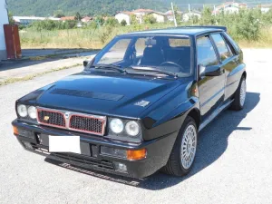 Lancia Delta EVOLUZIONE 16 V