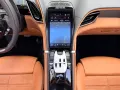 Ferrari Roma Spider Matrix LED 