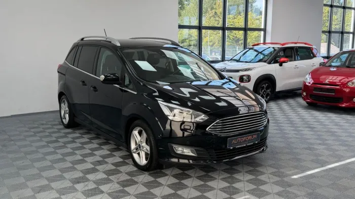 Ford Grand C-Max Grand C-MAX Titanium Motor 30.000 KM