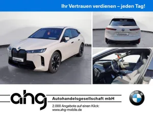 BMW iX xDrive45 M Sportpaket AHK Innovation