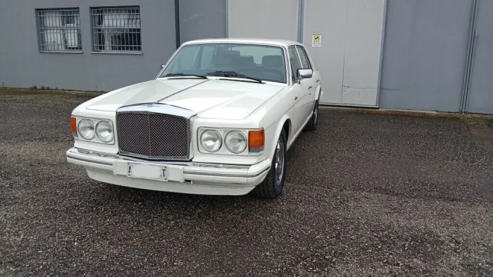 Bentley Eight