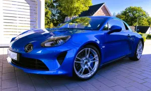 Alpine A110 GT in Alpine Blau aus 1. Hand