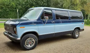 Ford Econoline Club Wagon 5,8L V8 351W HO
