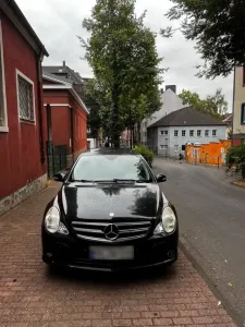 Mercedes-Benz 2009 Mercedes Benz R350