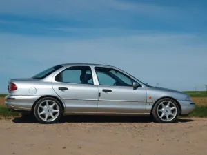 Ford Mondeo Ghia