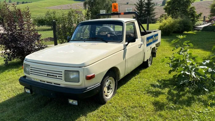 Wartburg 353 Trans (Pickup) Oldtimer zu verkaufen