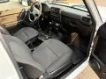 Lada Niva Luxus Klima 5 Türer, Mike Sanders