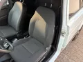Lada Niva Luxus Klima 5 Türer, Mike Sanders