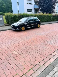 Peugeot Helmstadt Brandenburger