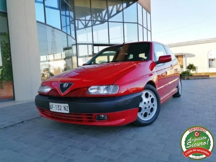 Alfa Romeo ALFA ROMEO 145 2.0i 16V Twin Spark cat Quadrifog